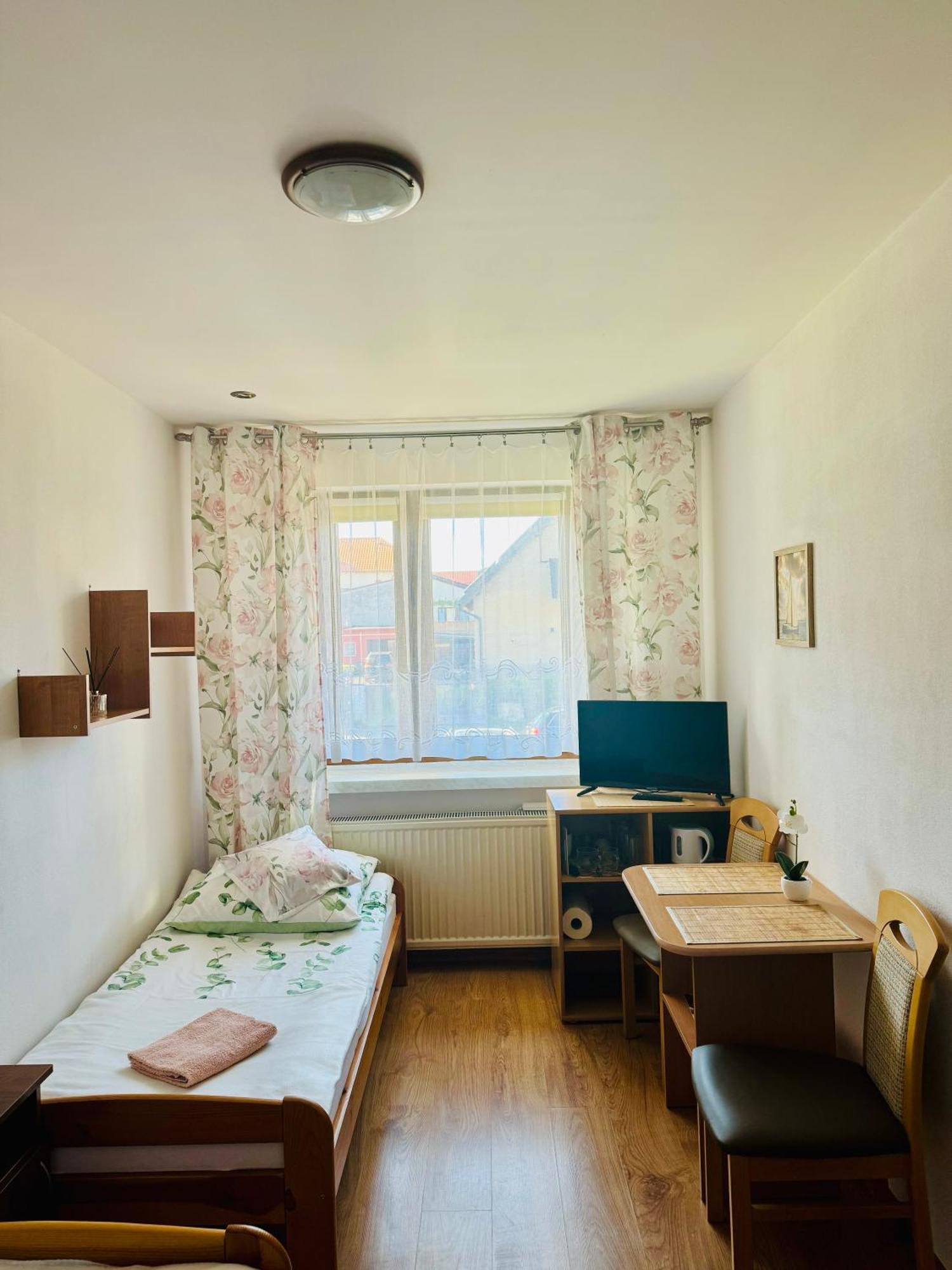 Pokoje U Miecia Na Jachcie Władysławowo Exterior foto